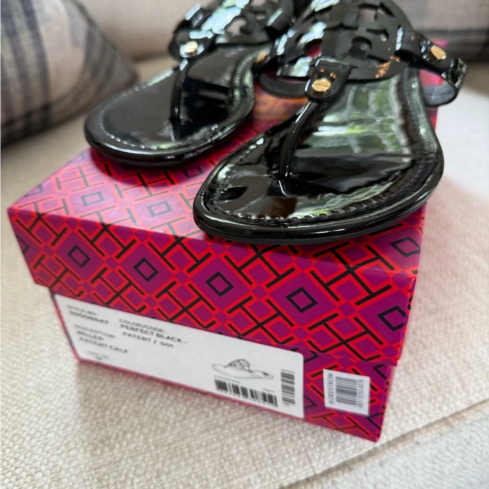 Tory Burch Perfect Black Patent Calf Sandals - Picture 2 of 4
